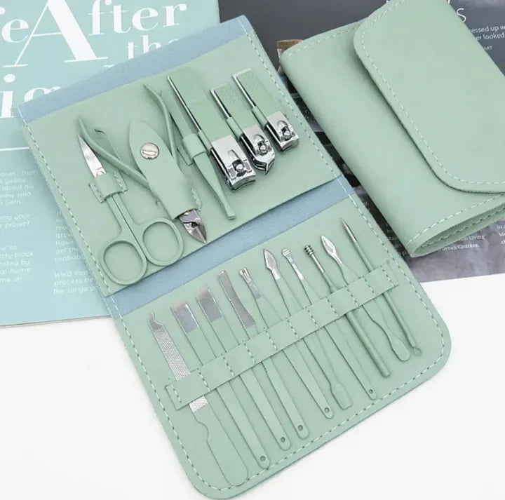 16 PCS Professional Manicure & Pedicure Set